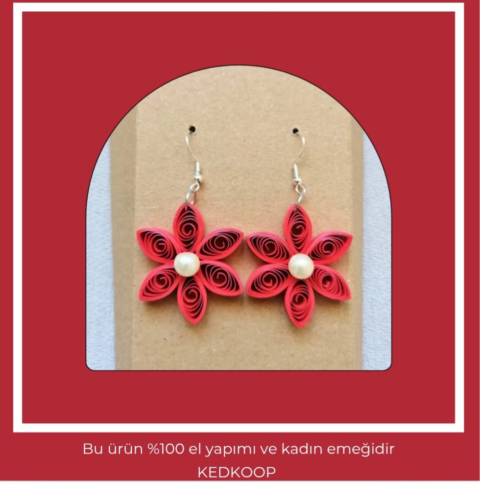 c9ac97_1b55e956de2643d383c41ffb42df5afamv2.jpg Kağıt Qulling Küpe - Görsel 1